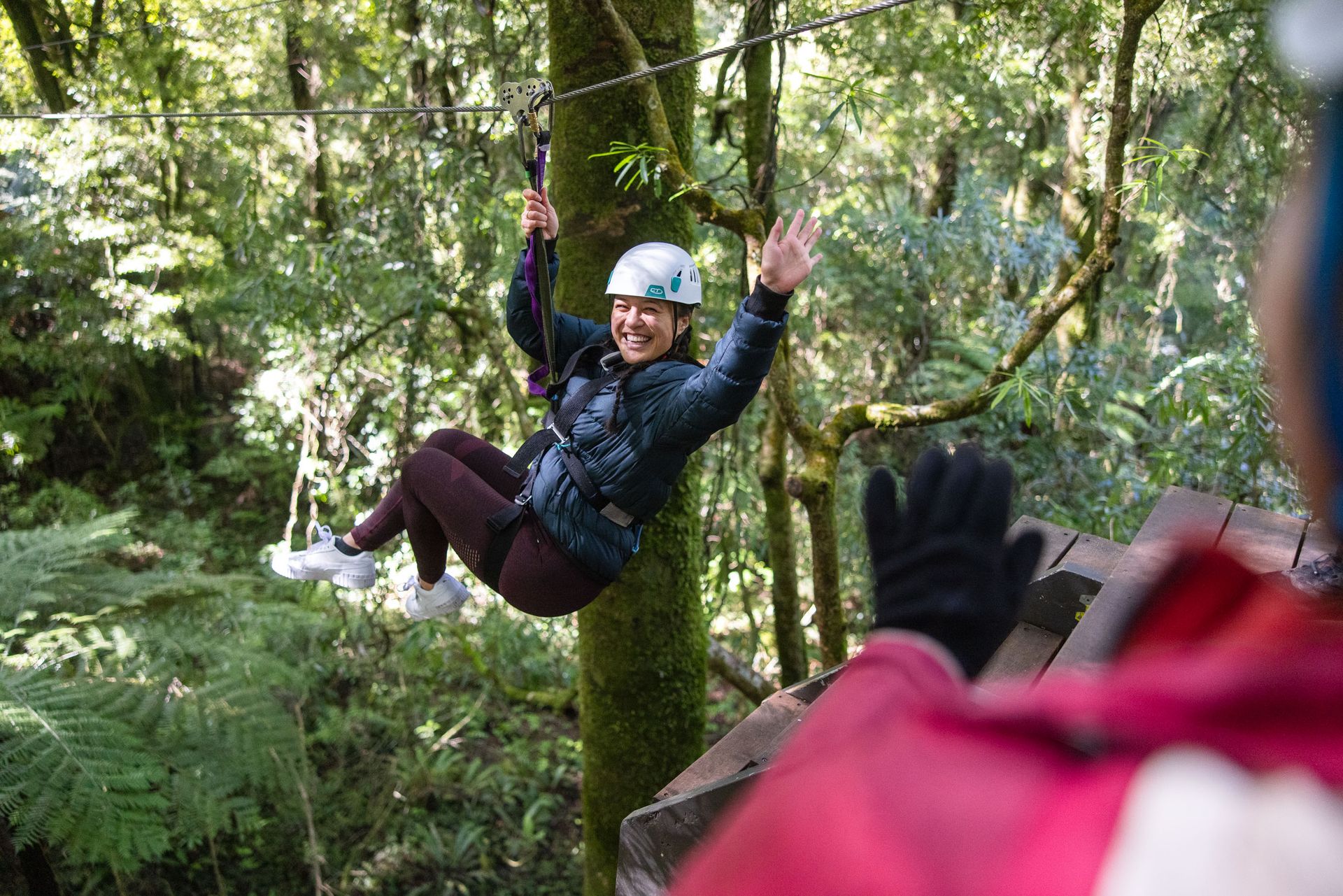 431659-canopy-tours_original-tour_waving-web-1920px.jpg